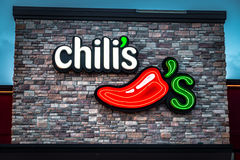 chilis hours what time